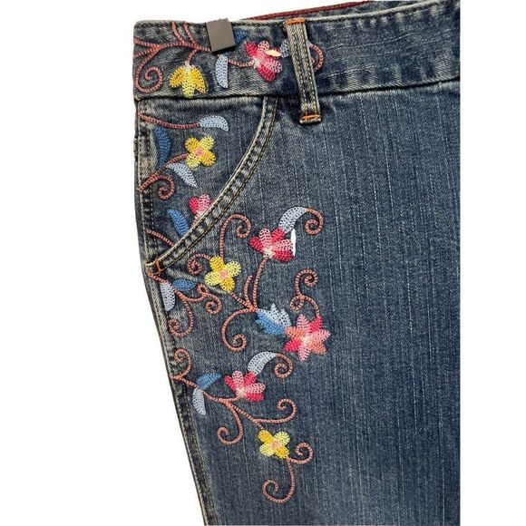 Tommy Hilfiger 2005  Retro Hippie Flower Flare  Embroidered Jeans Size 8 - Picture 2 of 7